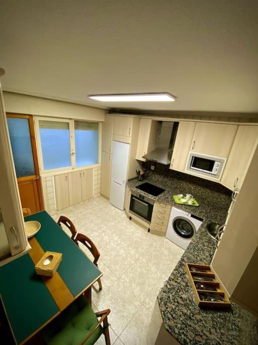 Completo Piso En Santander A 5 Minutos Del Centro Apartamento Exterior foto