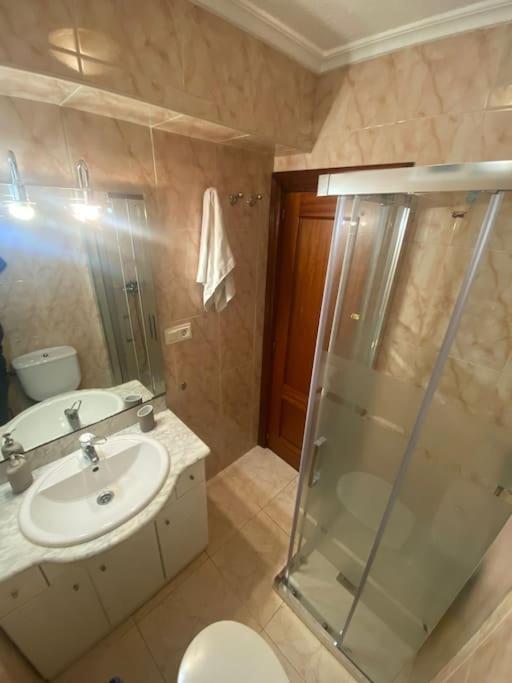 Completo Piso En Santander A 5 Minutos Del Centro Apartamento Exterior foto