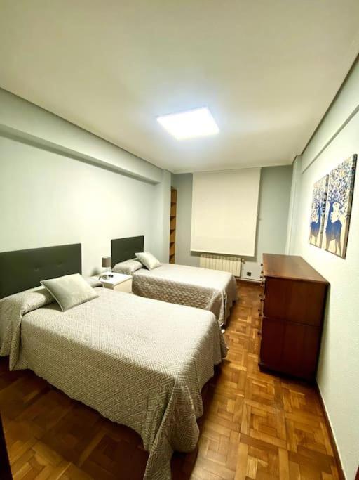 Completo Piso En Santander A 5 Minutos Del Centro Apartamento Exterior foto